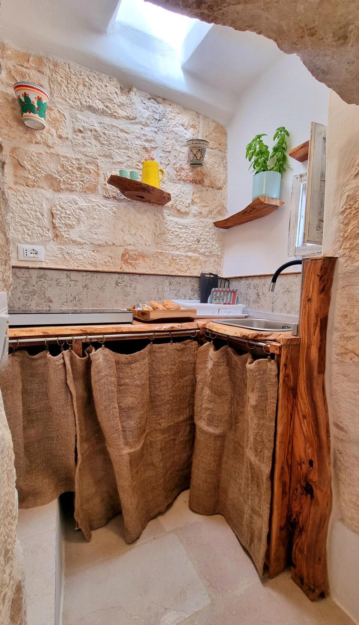 Petra Bianca Luxury Suite צ'לייה מספיקה מראה חיצוני תמונה